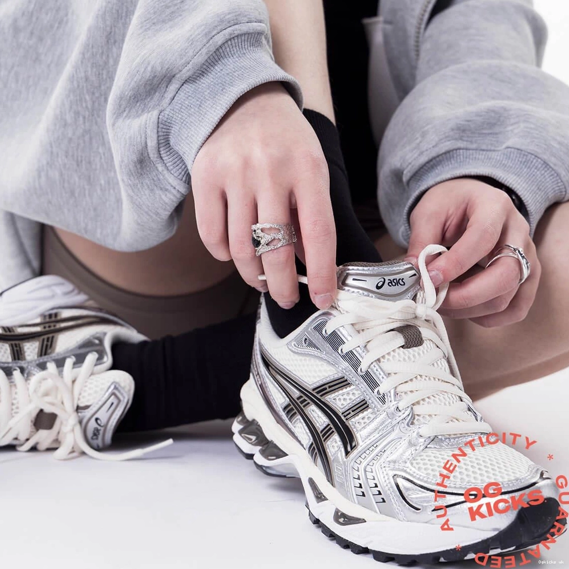 ASICS Metallic Black Plum 14 Cream Gel-Kayano 0812